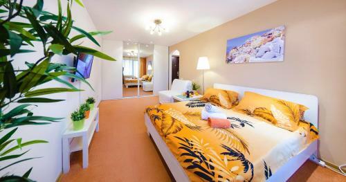 Apartment On Pirogova 7