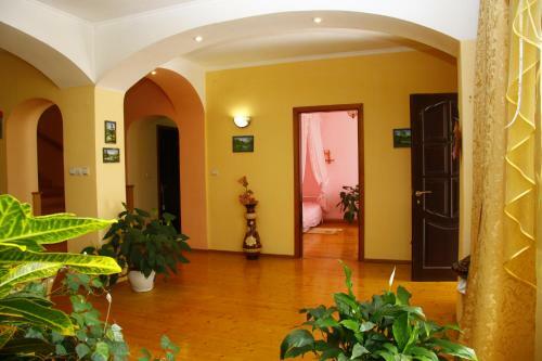Hostal Guest House On Vesennyaya 51