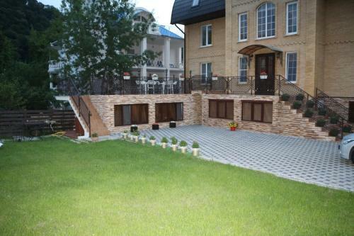 Hostal Usadba Dobrogo Doctora Guest House