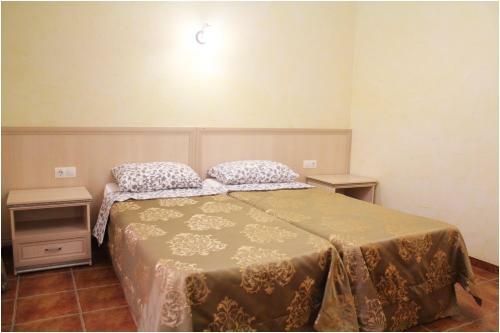 Hostal Assol Guest House