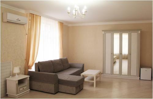 Hostal Assol Guest House