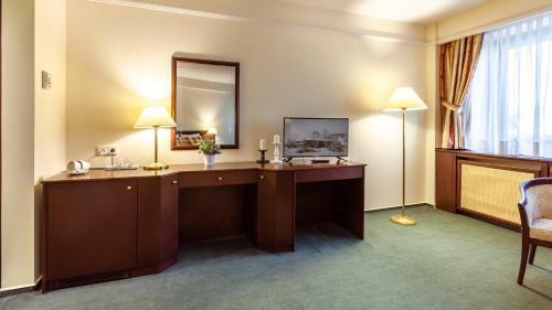 President Hotel Tyumen Center