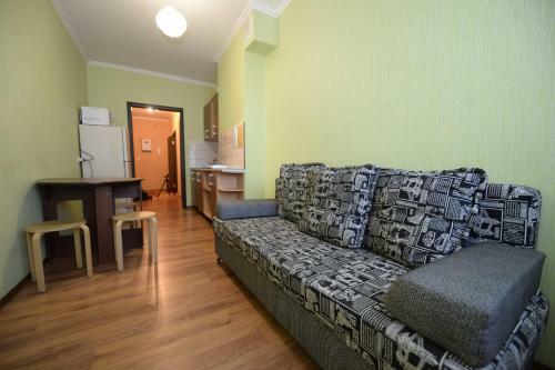 1k Apartment Goltsova 9