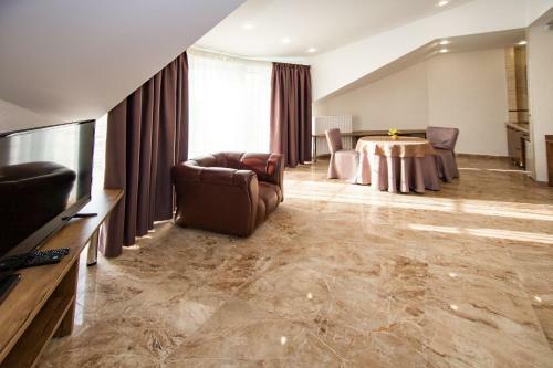 Regatta Hotel