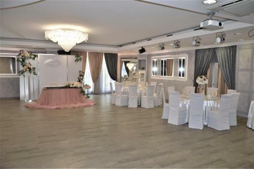 Hotel Oktyabrskaya