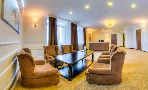 Reston Hotel & Spa