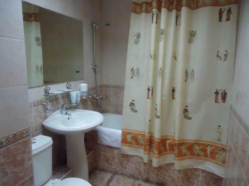 Galas Hotel