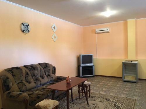 Hostal Daniil Guest House