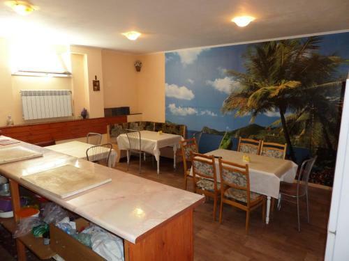 Hostal Daniil Guest House