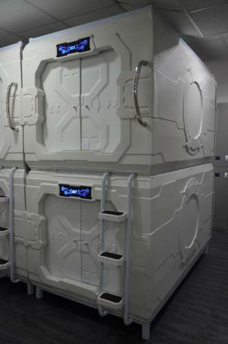 Capsule Hotel Zodiac