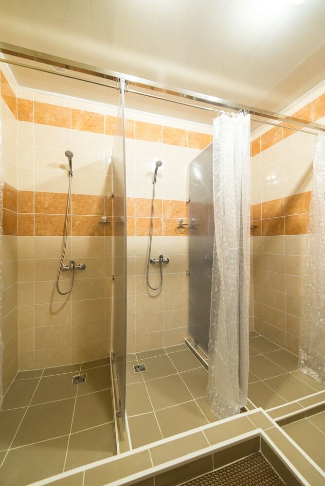 Hostel Izba