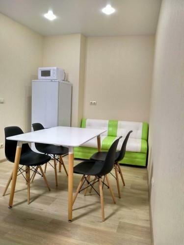 Apartment On Pirogova 2/2