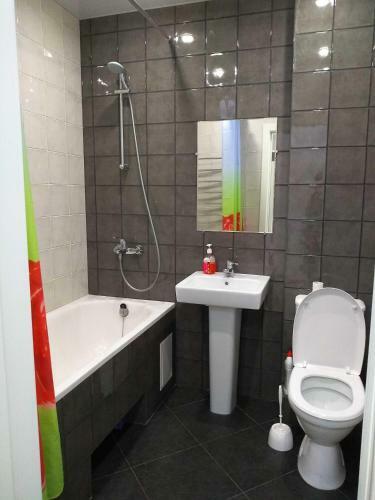Apartment On Pirogova 2/2