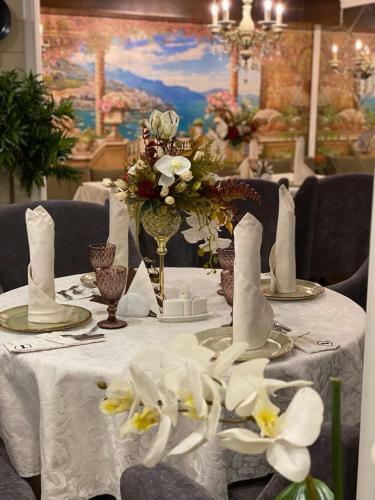 Hotel Mirazh