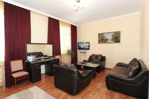 Kosmos Hotel