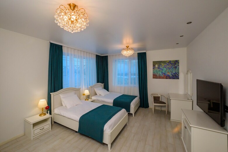 Yu Hotel