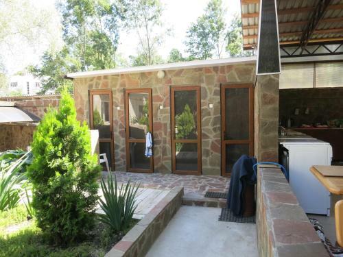 Hostal Dobry Kit Guest House