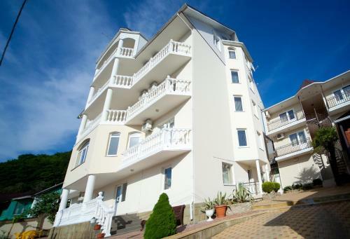 Hostal Lera Guest House