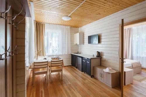 Hostal Hotel Inal
