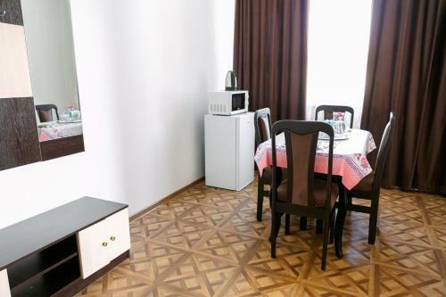 Hotel ????-????