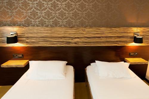 Gold Club Hotel & Casino