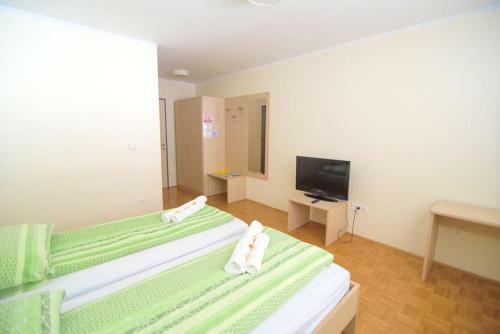 Hotel Ktc Lo?ki Potok