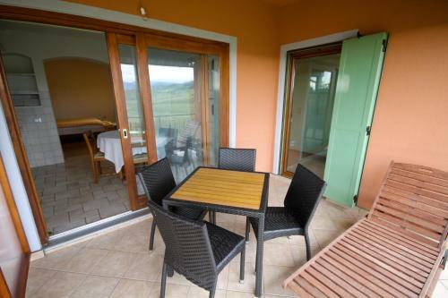 Zoi Apartments