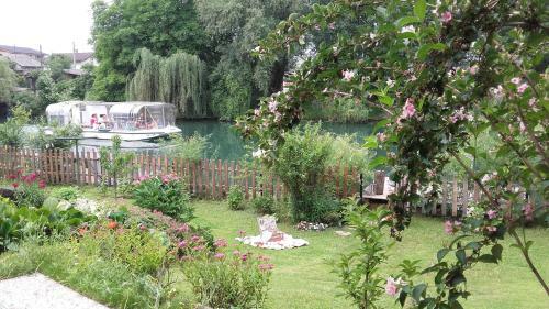 River Dream House