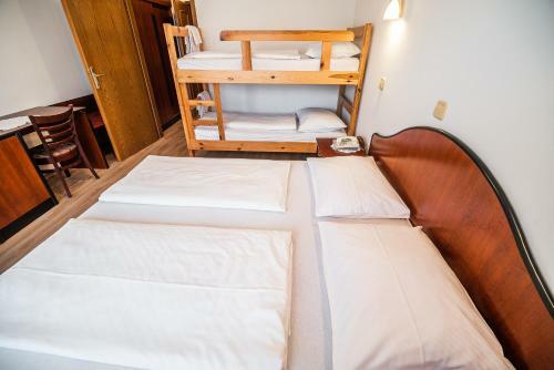 Hostal Guesthouse Leski Dvor