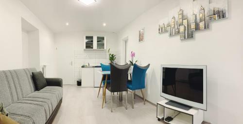 Hostal Lina Rooms