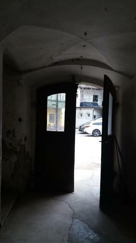 Central Antique Apartments