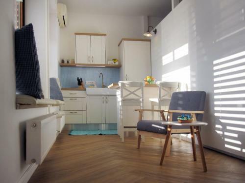 Sunny Apartment