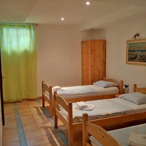 Hostel Momo