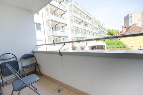 Apartamento City Centre Studio With A Balcony And Free Parking