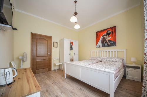 Hostal Apartments Maria