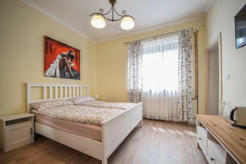 Hostal Apartments Maria