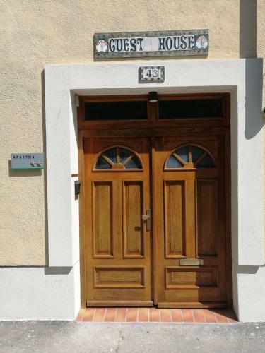 Hostal Apartments Maria