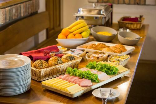 Bed & Breakfast De?ela Okusov