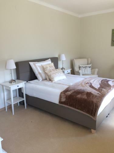 Apartamento Pension "das Tr�gern"