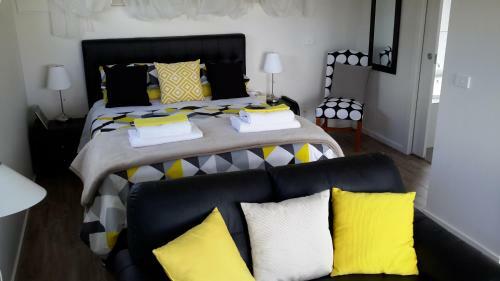 Bed & Breakfast Bass Coast Country Cottages