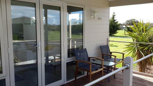 Bed & Breakfast Bass Coast Country Cottages