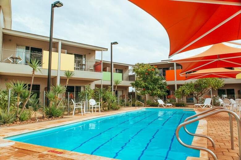 Hotel Onslow Beach Resort