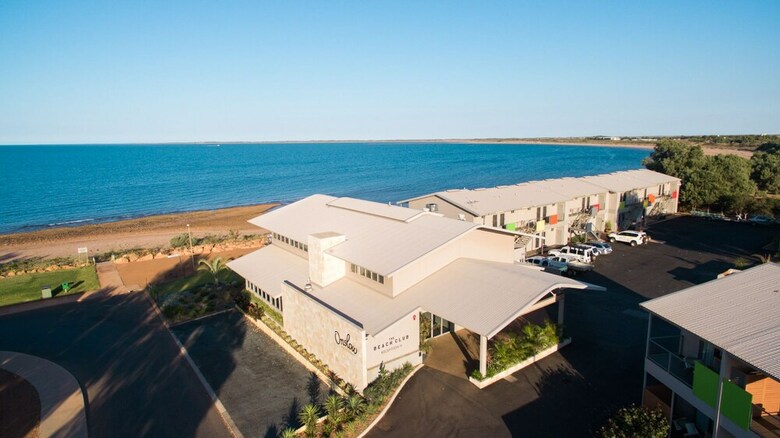 Hotel Onslow Beach Resort