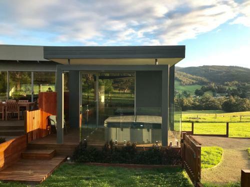 Bed & Breakfast Highland Getaway