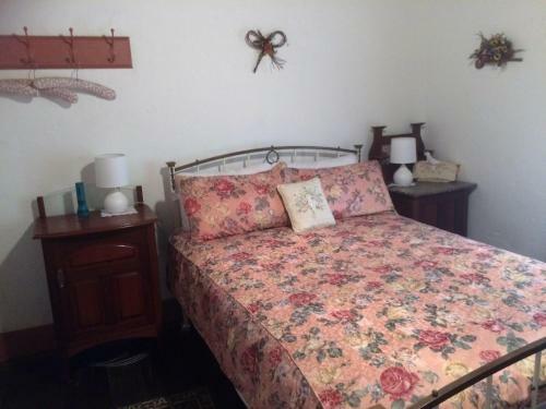 Bed & Breakfast Dingup House