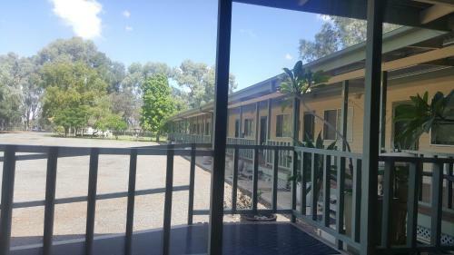 Back O Bourke Motel