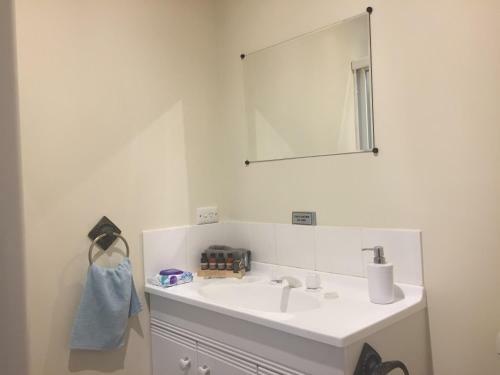 Hostal Oaktree Guest House