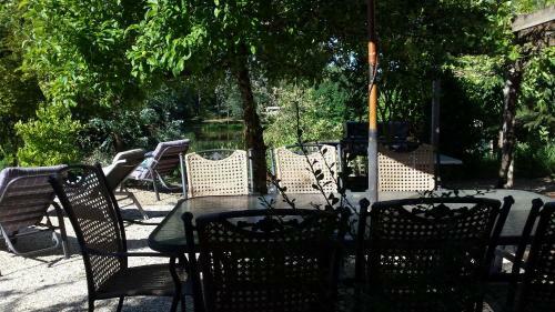Hostal Oaktree Guest House