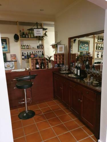 Hostal Oaktree Guest House