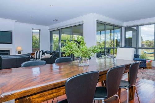 Lahinch Mews - Family Bookings Only